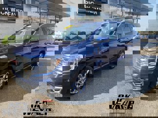 Used 2022 GMC Terrain SLT image 1
