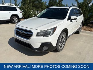 Used 2018 Subaru Outback 3.6R Touring image 1