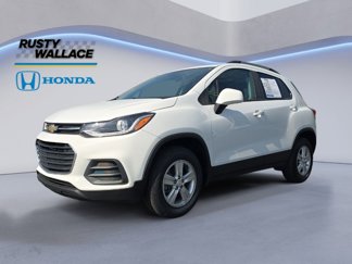Used 2022 Chevrolet Trax LT w/ Driver Confidence Package image 1