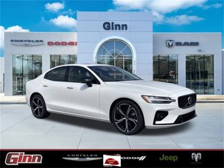 Used 2024 Volvo S60 B5 Core image 1