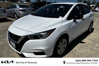 Used 2020 Nissan Versa S image 1
