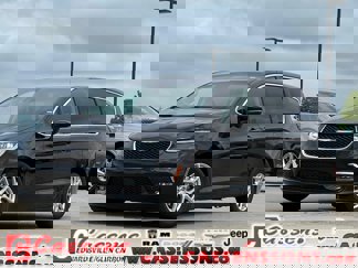 Used 2023 Chrysler Pacifica Touring-L image 1