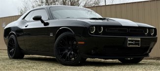 Used 2015 Dodge Challenger R/T w/ Quick Order Package 22B R/T image 1