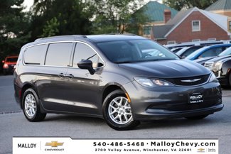 Used 2021 Chrysler Voyager Lxi image 1
