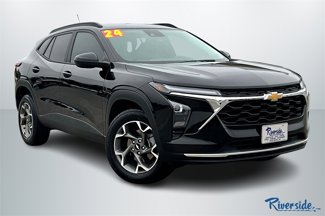 Used 2024 Chevrolet Trax LT image 1