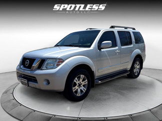 Used 2011 Nissan Pathfinder Silver w/ Protection Pkg image 1