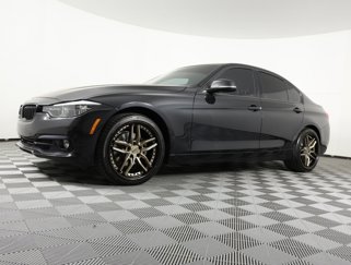 Used 2018 BMW 330i Sedan image 1