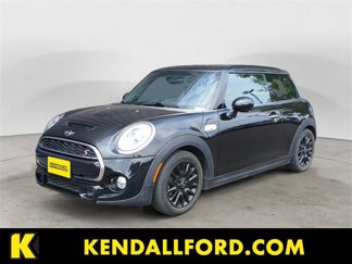 Used 2016 MINI Cooper S image 1
