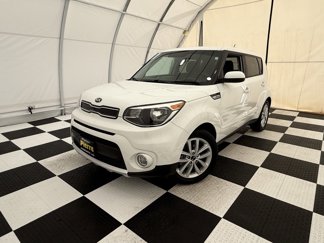 Used 2017 Kia Soul + image 1