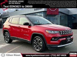 Used 2023 Jeep Compass Limited image 1
