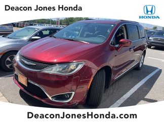 Used 2017 Chrysler Pacifica Touring-L image 1