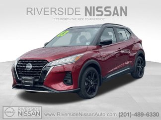 Certified 2023 Nissan Kicks SR image 1
