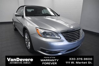 Used 2011 Chrysler 200 Limited image 1