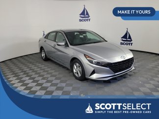 Used 2021 Hyundai Elantra SE image 1