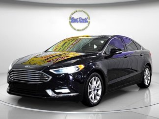 Used 2017 Ford Fusion SE w/ Fusion SE Technology Package image 1