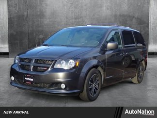 Used 2019 Dodge Grand Caravan GT image 1