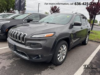 Used 2017 Jeep Cherokee Limited w/ Technology Group image 1