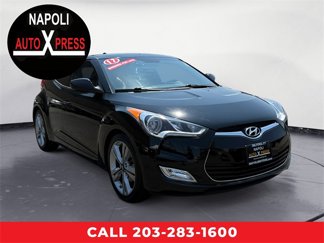Used 2017 Hyundai Veloster Value Edition image 1