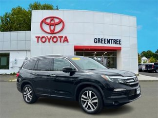 Used 2017 Honda Pilot Elite image 1