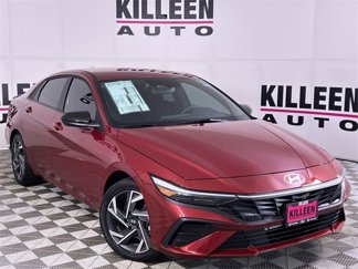 Used 2025 Hyundai Elantra Sport image 1