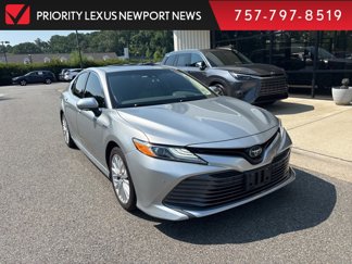 Used 2018 Toyota Camry XLE image 1