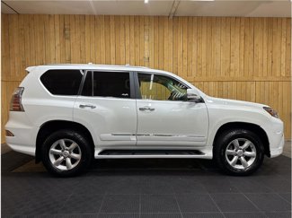 Used 2017 Lexus GX 460 image 1