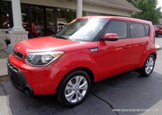 Used 2014 Kia Soul + image 1