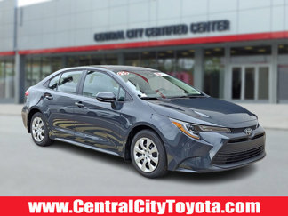Used 2025 Toyota Corolla LE image 1