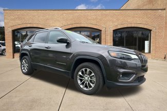 Used 2019 Jeep Cherokee Latitude Plus image 1