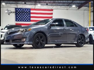 Used 2014 Toyota Camry SE image 1