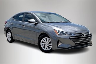 Used 2019 Hyundai Elantra SE image 1