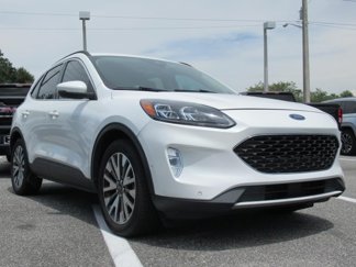 Used 2020 Ford Escape Titanium image 1