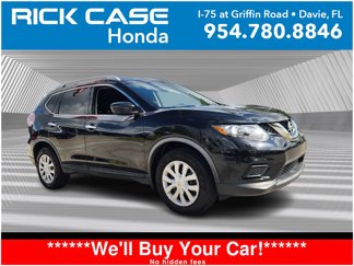 Used 2016 Nissan Rogue S w/ Appearance Package image 1