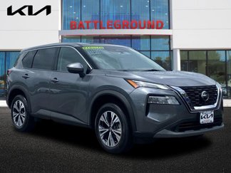 Used 2021 Nissan Rogue SV image 1