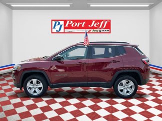 Certified 2022 Jeep Compass Latitude image 1