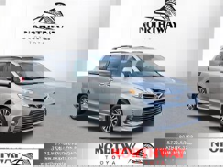Used 2019 Toyota Sienna XLE image 1
