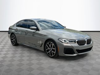 Used 2022 BMW 530i w/ M Sport Package image 1