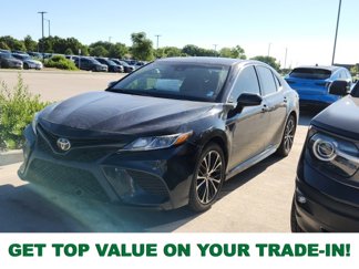 Used 2019 Toyota Camry SE image 1