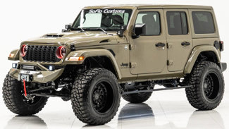 Used 2025 Jeep Wrangler Unlimited Sport image 1