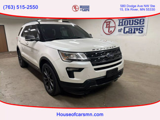 Used 2018 Ford Explorer XLT image 1