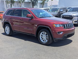 Used 2018 Jeep Grand Cherokee Laredo image 1