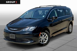Used 2020 Chrysler Voyager Lxi image 1