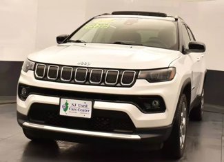 Used 2022 Jeep Compass Limited w/ Sun and Sound Group image 1