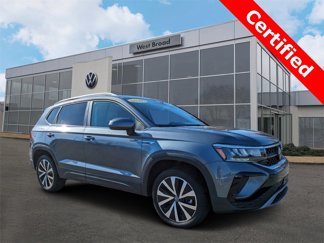 New 2023 Volkswagen Taos SE image 1