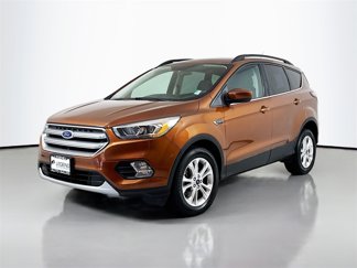 Used 2017 Ford Escape SE w/ Equipment Group 201A image 1