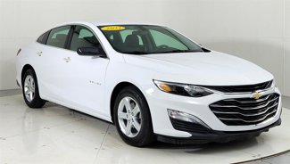 Used 2022 Chevrolet Malibu LS image 1