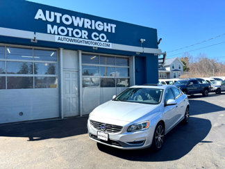 Used 2017 Volvo S60 T5 Inscription Platinum w/ Climate Package image 1