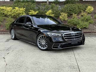 Used 2022 Mercedes-Benz S 500 4MATIC w/ AMG Line Package image 1