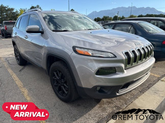 Used 2018 Jeep Cherokee Latitude w/ Cold Weather Group image 1