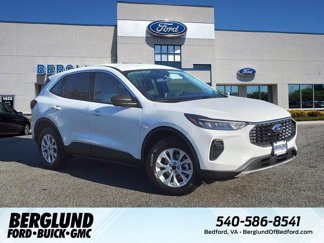 New 2024 Ford Escape Active image 1